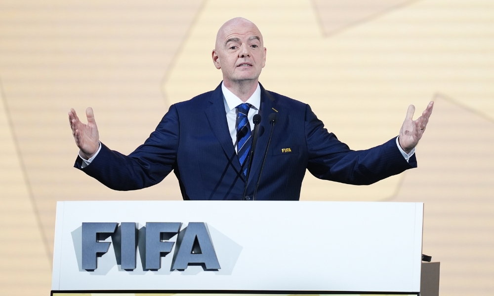 效力过多家 效力过多家